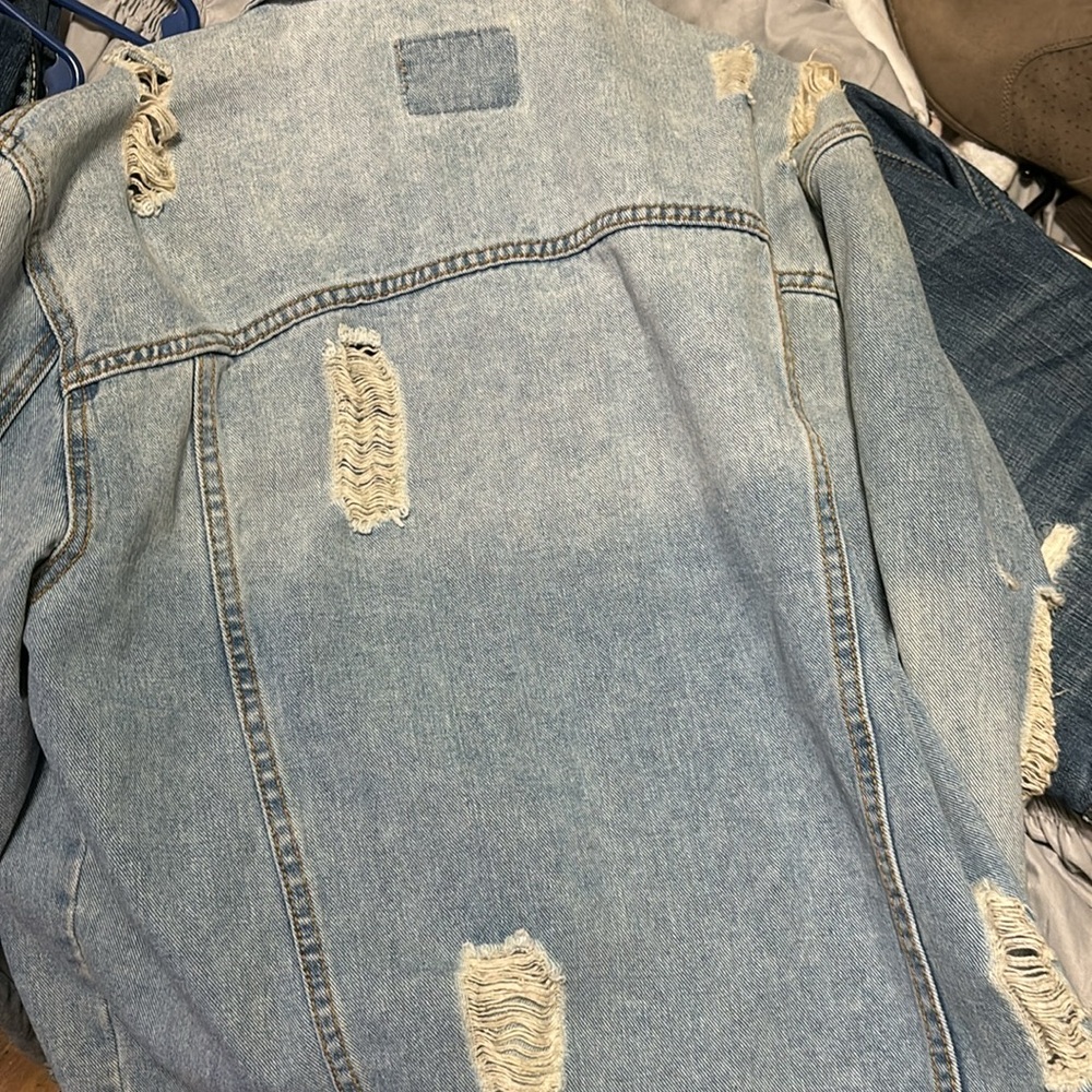 Jean jacket - Picture 2 of 2